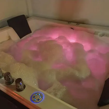Tokio Con Jacuzzi Y Piscina Privada Villa