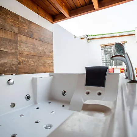 Tokio Con Jacuzzi Y Piscina Privada Chiclana de la Frontera